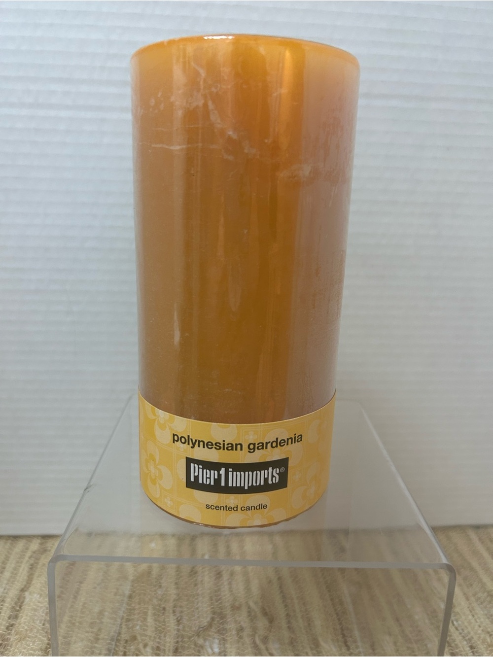 Pier 1 Polynesian Gardenia 3” x  6” Pilar Candle. Retired Scent Brand New
